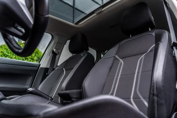 Voertuigafbeelding 9