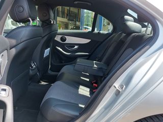 Voertuigafbeelding 9