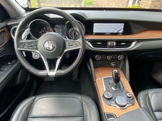 Voertuigafbeelding 6