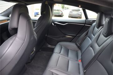 Voertuigafbeelding 11