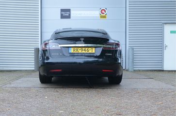 Voertuigafbeelding 8