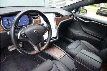 Voertuigafbeelding 9