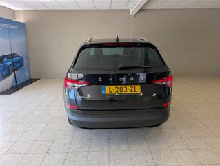 Voertuigafbeelding 5