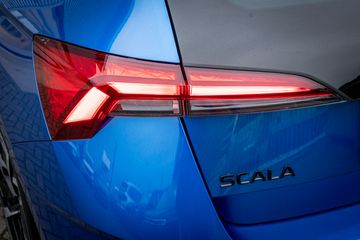 Voertuigafbeelding 12