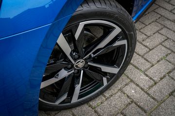 Voertuigafbeelding 2