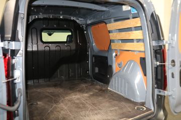 Voertuigafbeelding 12