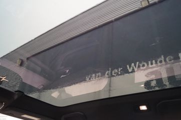 Voertuigafbeelding 8