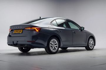 Voertuigafbeelding 33