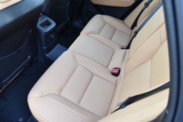 Voertuigafbeelding 38