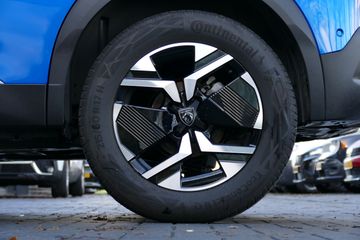 Voertuigafbeelding 11