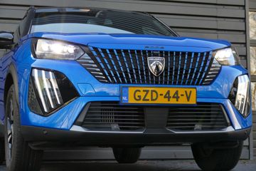 Voertuigafbeelding 8