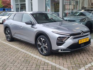 Voertuigafbeelding 6