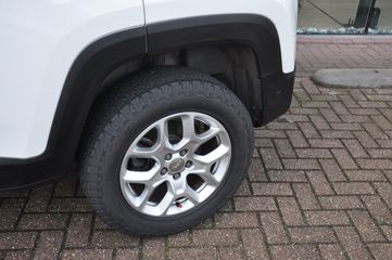 Voertuigafbeelding 5