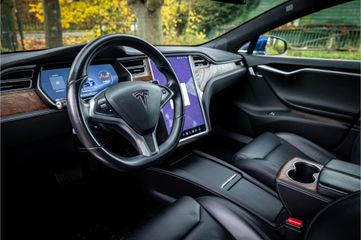 Voertuigafbeelding 4