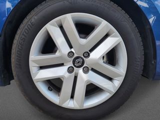 Voertuigafbeelding 10