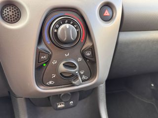 Voertuigafbeelding 16