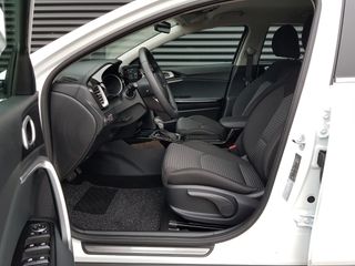 Voertuigafbeelding 12