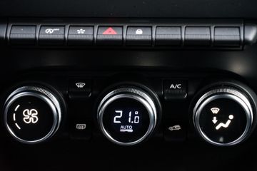 Voertuigafbeelding 13