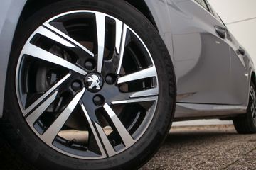 Voertuigafbeelding 11