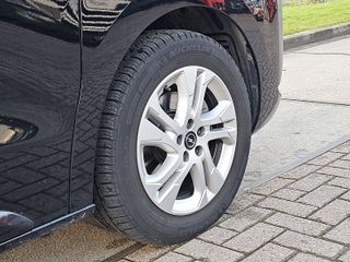 Voertuigafbeelding 13