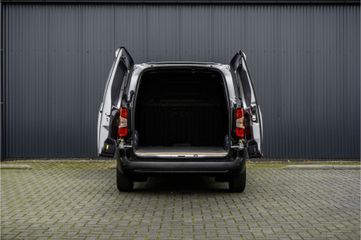 Voertuigafbeelding 8