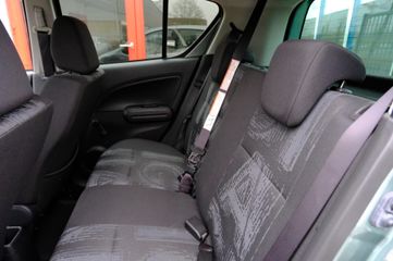 Voertuigafbeelding 16