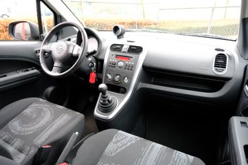 Voertuigafbeelding 4