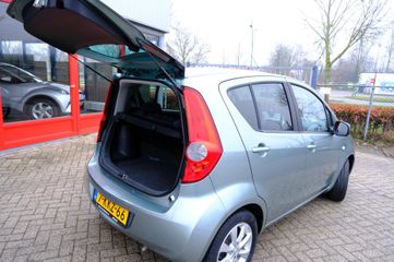 Voertuigafbeelding 8