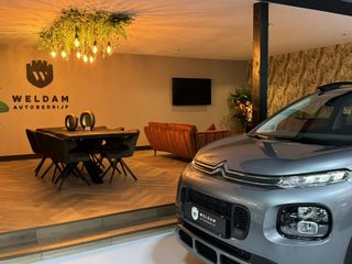 Voertuigafbeelding 10