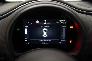 Voertuigafbeelding 16