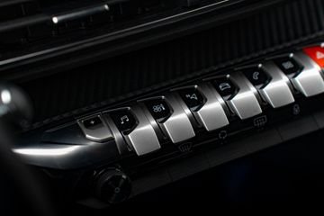 Voertuigafbeelding 23