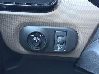 Voertuigafbeelding 25