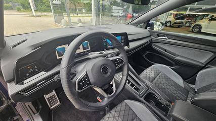 Voertuigafbeelding 9