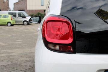 Voertuigafbeelding 4