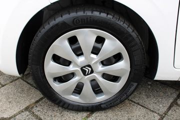 Voertuigafbeelding 6