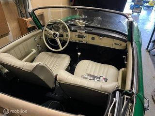 Voertuigafbeelding 4