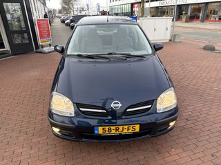 Voertuigafbeelding 4