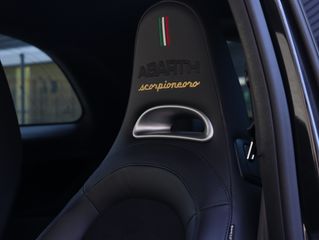 Voertuigafbeelding 17