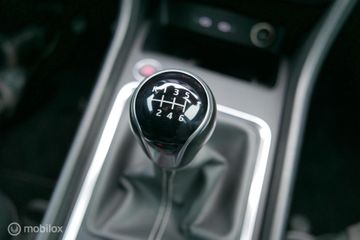 Voertuigafbeelding 16