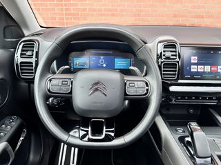 Voertuigafbeelding 12