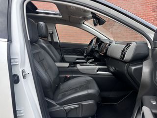 Voertuigafbeelding 4