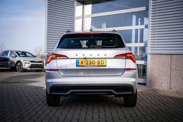 Voertuigafbeelding 10