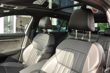 Voertuigafbeelding 3