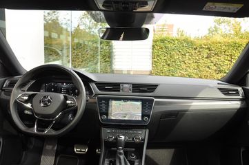 Voertuigafbeelding 8