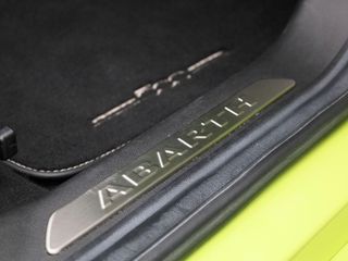 Voertuigafbeelding 39