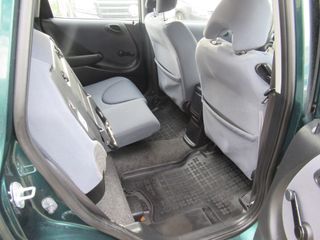 Voertuigafbeelding 12