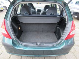 Voertuigafbeelding 15