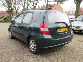 Voertuigafbeelding 3