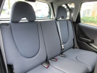 Voertuigafbeelding 6