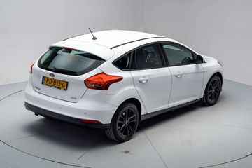 Voertuigafbeelding 12